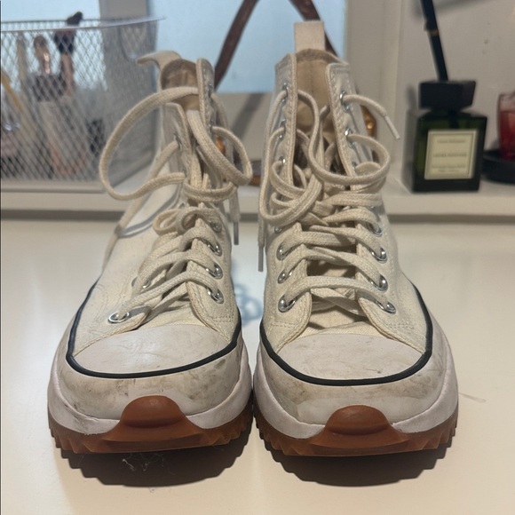Converse Women's White Platform High-Tops - Picture 4 of 10